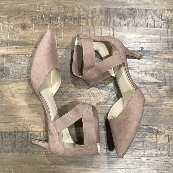 Nine West Sevano Heels - Picture 9 of 11